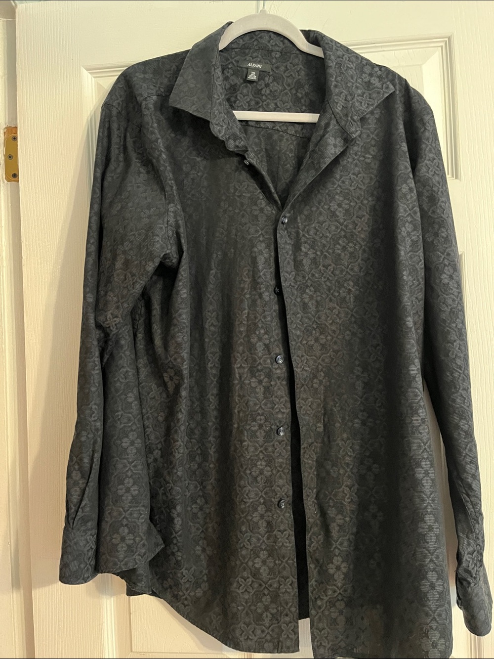 Alfani Men's Charcoal Gray Subtle Geometric Button-Up Shirt
